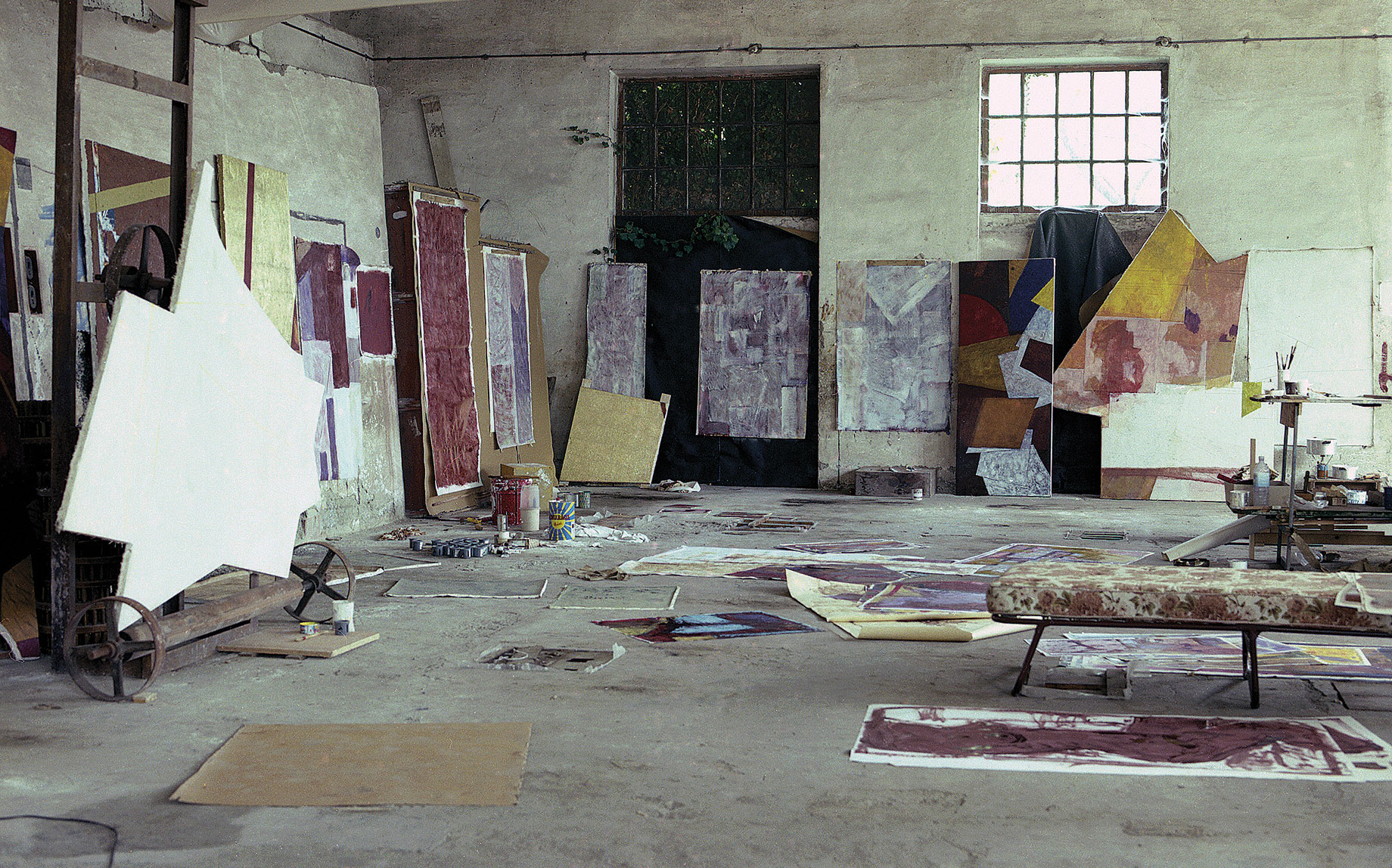 Angelo Petrucci, Studio, anni '80